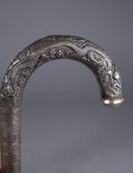 Large Silver Official Walking Cane - Two Dragons Amidst Fire, Antiquités & Art