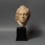 Grec ancien, hellénistique Marbre Tête dune jeune fille,