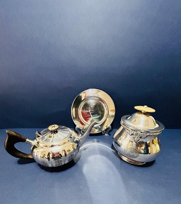 Antique English Old Sheffield Plate Tea Service - Engraved, Antiquités & Art, Antiquités | Meubles | Tables