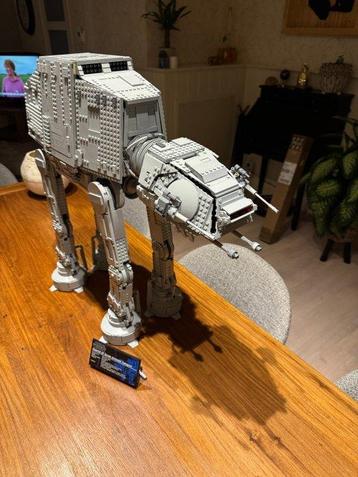 Lego Set - 75313 - Star Wars - AT-AT ultimate collector beschikbaar voor biedingen