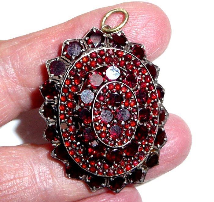Zonder Minimumprijs - Hanger Verguld, Tombak - 7.00ct. tw., Handtassen en Accessoires, Antieke sieraden