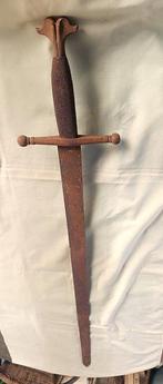 Ijzer, staal. Replica. Zwaard (Zonder minimumprijs)
