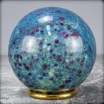Zeldzame natuurlijke robijnkristal in fuchsite en kyaniet,, Antiek en Kunst