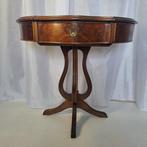 Bijzettafel - Mahonie, Antiek en Kunst