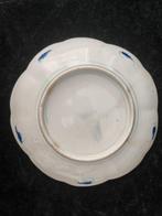 Een Japanse Kutani porseleinen schaal, Meiji-periode (circa, Antiek en Kunst