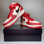 Nike - Sneakers - Maat: Shoes / EU 42.5, Antiek en Kunst