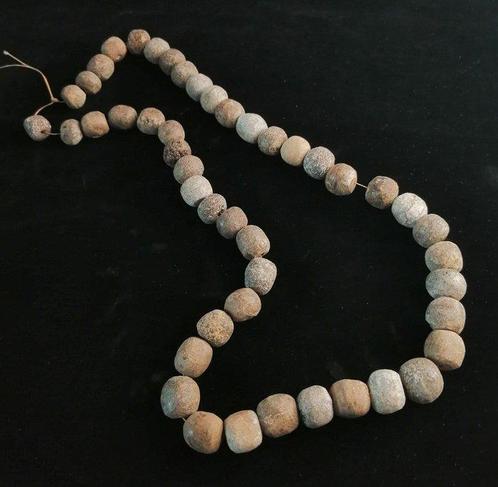 prehistorisch Been Mammoet kralenketting (Zonder, Antiek en Kunst, Antiek | Overige Antiek