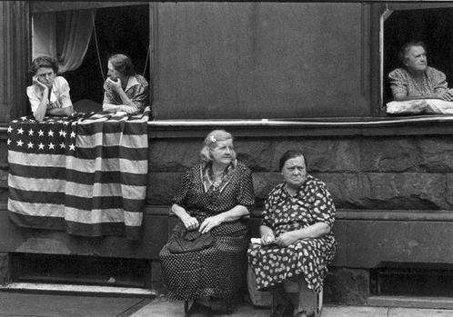 Helen Levitt - Untitled ,New York 1945,, Antiek en Kunst, Kunst | Schilderijen | Modern