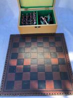 Jeu déchecs - Echec Egypte ancienne - bois resine, Antiquités & Art, Curiosités & Brocante