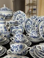 Hutschenreuther - Zwiebelmuster - Speise- + Kaffee- Service