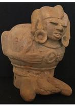 Maya Keramiek Figurinevaas met een grote containerfiguur die, Verzamelen