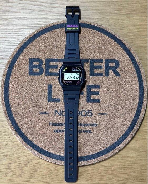 Casio - Digital Watch “PAC-MAN Collaboration” — Black -, Games en Spelcomputers, Spelcomputers | Overige Accessoires