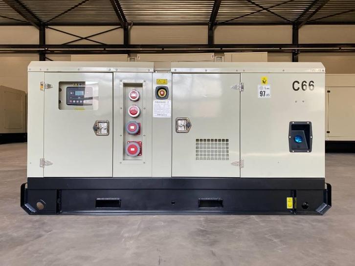Cummins 4BTA3.9-G2 - 66 kVA Generator - DPX-19833, Articles professionnels, Machines & Construction | Générateurs, Enlèvement ou Envoi