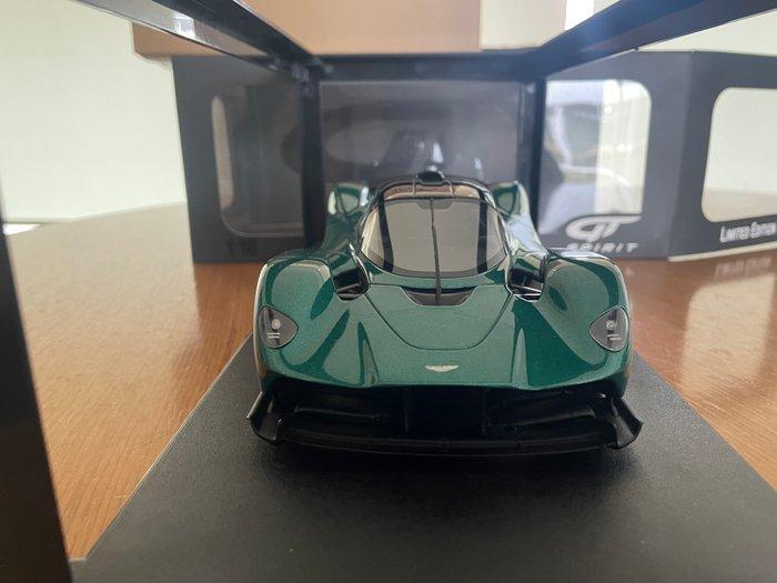 GT Spirit 1:18 - Modelauto - Aston Martin Valkyrie, Hobby en Vrije tijd, Modelauto's | 1:5 tot 1:12