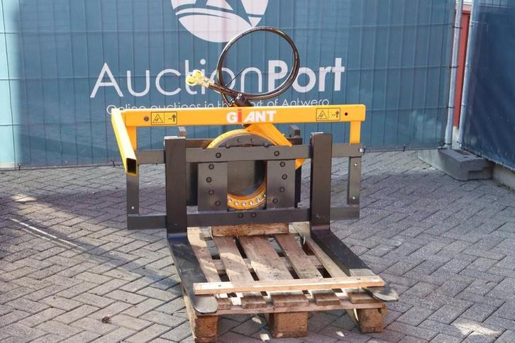 Veiling: Kistenkantelaar GIANT Nieuw, Zakelijke goederen, Machines en Bouw | Onderdelen, Ophalen