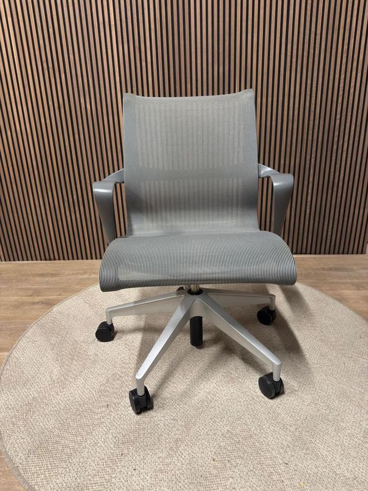 Herman Miller Setu Bureaustoelen - Refurbished - Als Nieuw!, Huis en Inrichting, Bureaustoelen, Bureaustoel, Zwart, Zo goed als nieuw