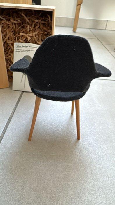 Vitra Design Museum - Charles & Ray Eames, Eero Saarinen -, Antiquités & Art, Antiquités | Meubles | Chaises & Canapés