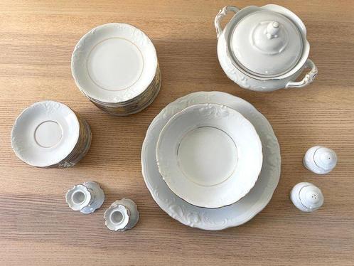 Service de table pour 12 personnes (32) - Porcelaine, Antiquités & Art, Antiquités | Meubles | Tables