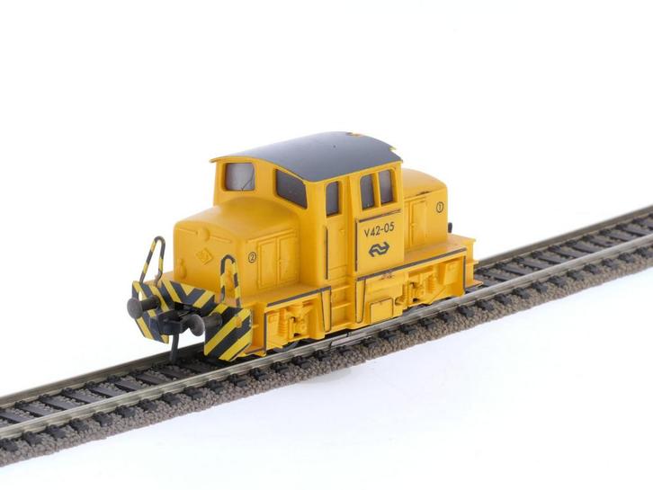 Schaal H0 Fleischmann 6308 diesellocomotief V 42-05 van d..., Hobby en Vrije tijd, Modeltreinen | H0, Gelijkstroom, Locomotief