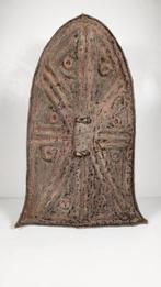 schild in huid - Kirdi - Kameroen (Zonder Minimumprijs)