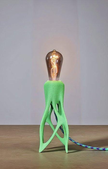 Cornu Design - Tafellamp - PLA - Groene 3D-geprinte lamp, Antiek en Kunst, Kunst | Designobjecten