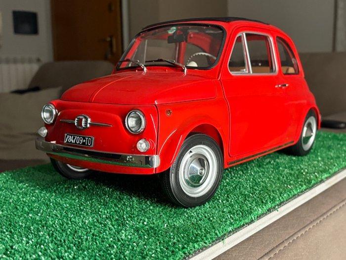 Hachette 1:8 - Modelauto - Fiat 500, Hobby en Vrije tijd, Modelauto's | 1:5 tot 1:12