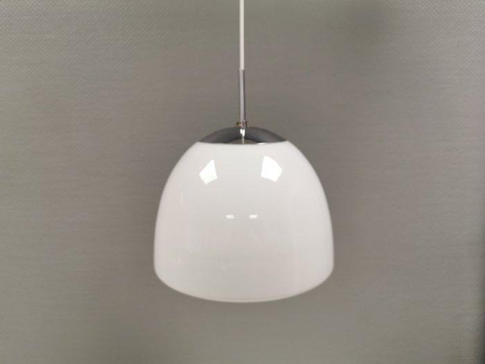 Louis Poulsen - Plafondlamp - Delta - opalijn glas, Metaal, Antiquités & Art, Antiquités | Éclairage