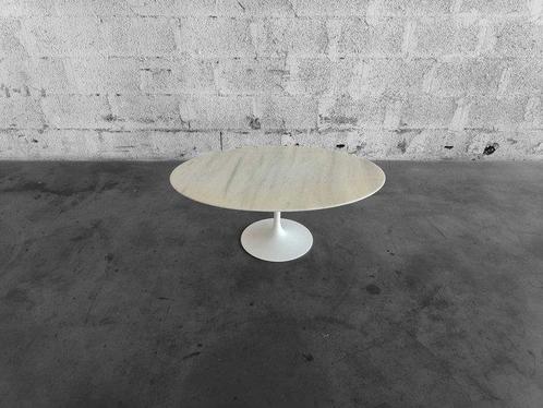 Knoll - Eero Saarinen - Table basse - Tulipe - Aluminium -, Antiek en Kunst, Antiek | Meubels | Stoelen en Sofa's