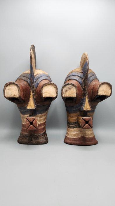 Kifwebe-masker - Songye - Congo, Democratische Republiek, Antiquités & Art, Art | Art non-occidental