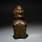 Mezcala Pierre Figure anthropomorphe en pierre. 200 av., Collections