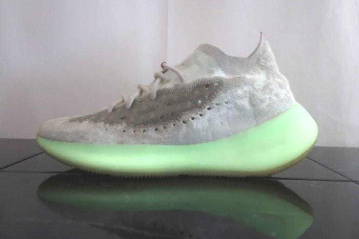 Yeezy X Adidas - Boost 380 Calcite Glow - Sneakers - Taille, Kleding | Heren, Schoenen