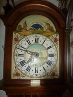 Friese staartklok - - Wortelnotenhout - 1950-1960