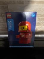 Lego Set - 40767 - Classic - Up-Scaled Baby Astronaut, Kinderen en Baby's, Nieuw