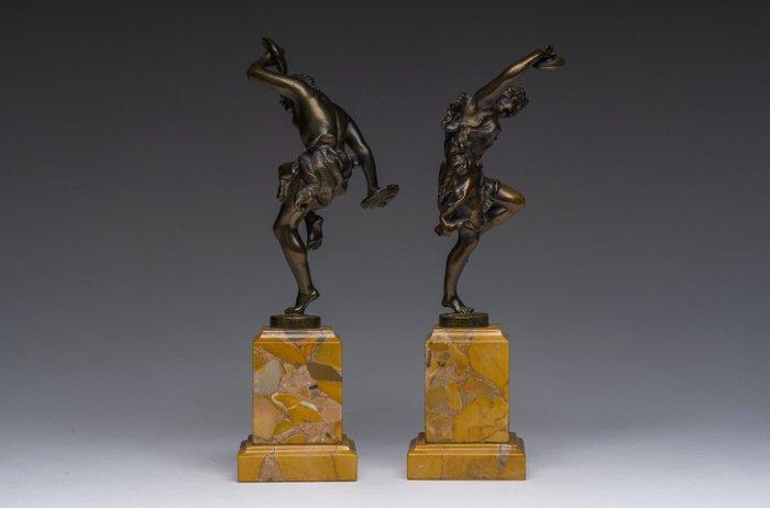 Beeldje - Dansers met cymbalen (2) - Brons, Antiek en Kunst, Antiek | Keramiek en Aardewerk