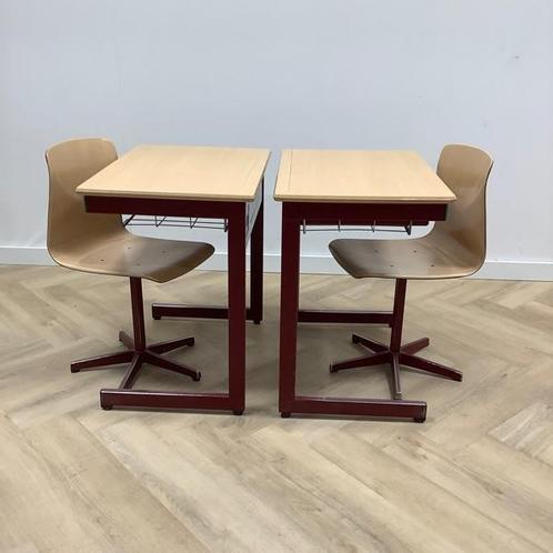 Tweedehands complete school set Galvanitas 10 stuks tafels +, Huis en Inrichting, Stoelen, Gebruikt, Vijf, Zes of meer stoelen