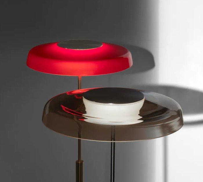 Oluce - Angeletti & Ruzza - Staande lamp - Dora - Metaal,, Antiek en Kunst, Antiek | Verlichting