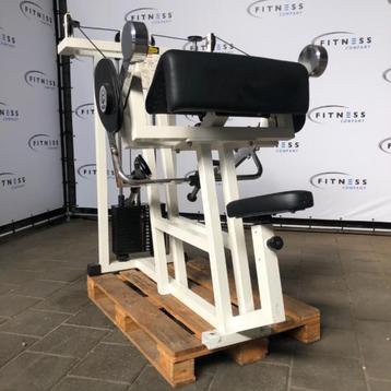 Technogym Isotonic Bicep Curl | Onder/Bovenarm | Kracht beschikbaar voor biedingen