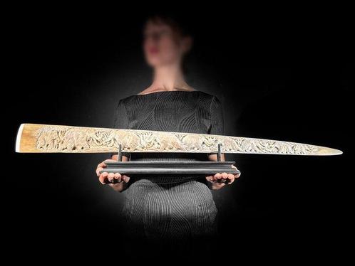 GEEN MINIMUMVERKOOPPRIJS - Een grote gesneden, Antiek en Kunst, Kunst | Niet-Westerse kunst