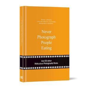 Never photograph people eating, Livres, Langue | Langues Autre, Envoi