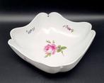 Meissen - Tafelservies - Rote Rose Exclusieve XXL-schaal., Antiek en Kunst