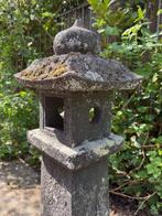 Fukuoka ishi’dôrô  (stenen tuinlantaarn) - Lavasteen -