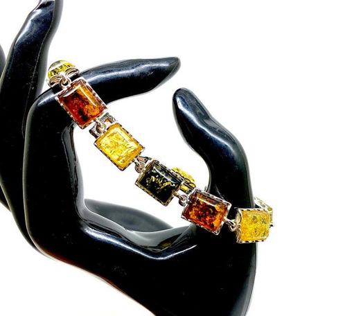 Bracelet en véritables ambres baltes sculptés en argent, Verzamelen, Mineralen en Fossielen