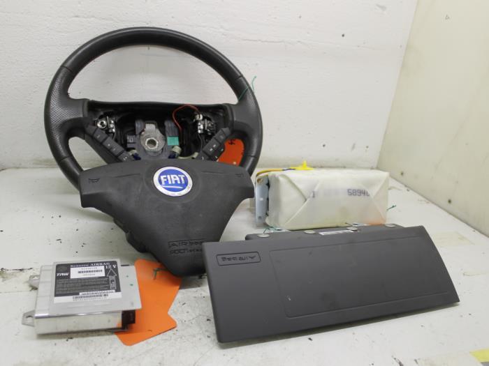 Airbag Set+Module Fiat Croma O82303, Autos : Pièces & Accessoires, Électronique & Câbles