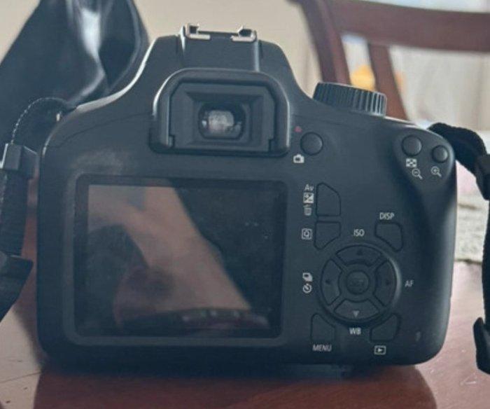 Canon EOS 4000D + EF-S 18-55 III Digitale reflex camera, Audio, Tv en Foto, Fotocamera's Digitaal