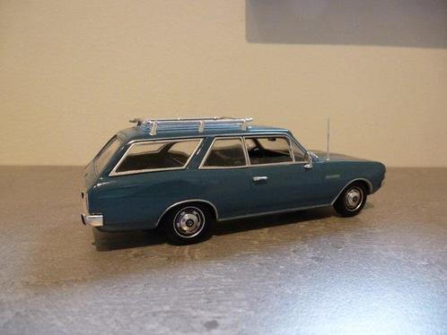 Minichamps 1:43 - Modelauto (3) - Opel Olympia, Kapitän,, Hobby en Vrije tijd, Modelauto's | 1:5 tot 1:12