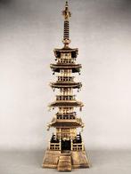 métal - Très belle une pagode à cinq étages (goju-no-tou, Antiek en Kunst