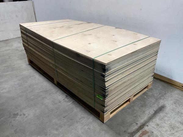 Veiling - 10x Multiplex-plaat 250x125x0,9cm, Doe-het-zelf en Bouw, Platen en Panelen