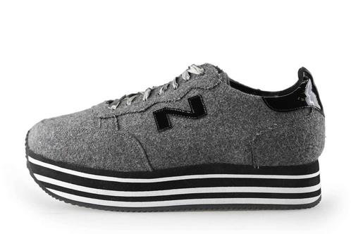 Nathan Baume Sneakers in maat 39 Grijs | 5% extra korting, Kleding | Dames, Schoenen, Grijs, Zo goed als nieuw, Sneakers, Verzenden
