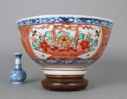 Qianlong (1735-1796) - Bol - Anhua (Hidden Decoration), Antiek en Kunst, Antiek | Overige Antiek