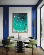 Juli Lampe - Drifting in a bay near coral reefs on the